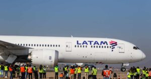 LATAM reanuda vuelos en Ecuador