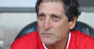 Mario Salas deberá hacer cuarentena en su llegada a Alianza Lima