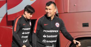 Gary Medel y el resto del plantel de Bologna renunciaron a un mes de sueldo