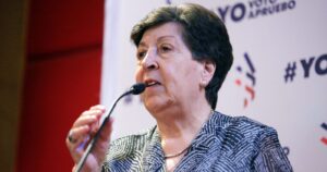 Carmen Frei afirma que Mañalich ha actuado con 