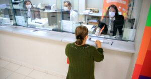 Senadores presentan proyecto para retirar 10% de ahorros de AFP por pandemia