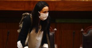 Subsecretaria de la Niñez dio positivo en examen de COVID-19