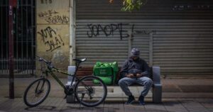 Casi un millón sin trabajo: desempleo en el trimestre marzo-mayo llegó a 11,2%