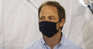 ¿Cumplió Arturo Zúñiga con el protocolo de cuarentena?