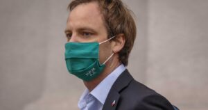 Chofer del subsecretario Arturo Zúñiga está hospitalizado por síntomas de coronavirus