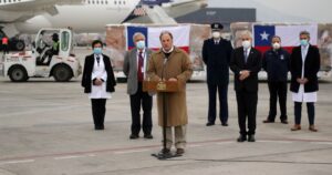 Gobierno recibe nuevo cargamento de ventiladores mecánicos donados por la CPC