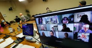 Qué cambiaría de aprobarse el proyecto de ley que reduce el número de parlamentarios