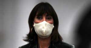 Ministra Zalaquett tras polémica por dichos sobre el aborto y postnatal: 