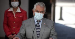 Enrique Paris saca la voz ante acusaciones