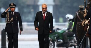 Presidente Piñera sostiene diálogo telefónico con Alberto Fernández