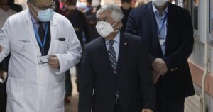 Ministro Paris reconoce 