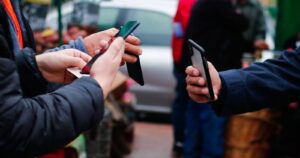 Minsal prepara aplicación de seguimiento voluntario a pacientes con COVID-19