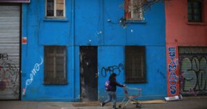 Tras endurecimiento de sanciones, estas son las penas que arriesgan los detenidos por fiesta en Recoleta tras