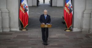 Piñera y mociones 
