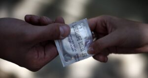 Zapallo italiano, preservativos y pisco: los productos del IPC que más subieron y bajaron en cuarentena