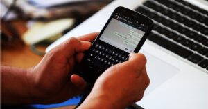 Altos índices de tráfico de datos móviles se mantienen en la Región Metropolitana