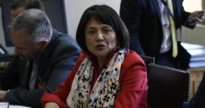 Presidenta de ENAP renuncia tras pronunciamiento de Contraloría por conflicto de interés