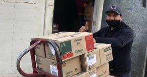 Colectivo La Marraqueta: la historia de los amigos que van en ayuda de las familias de San Bernardo