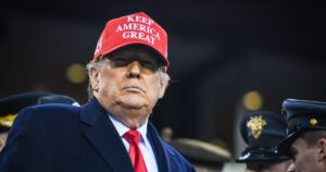 ¿Se burló Donald Trump del asesinato de George Floyd?