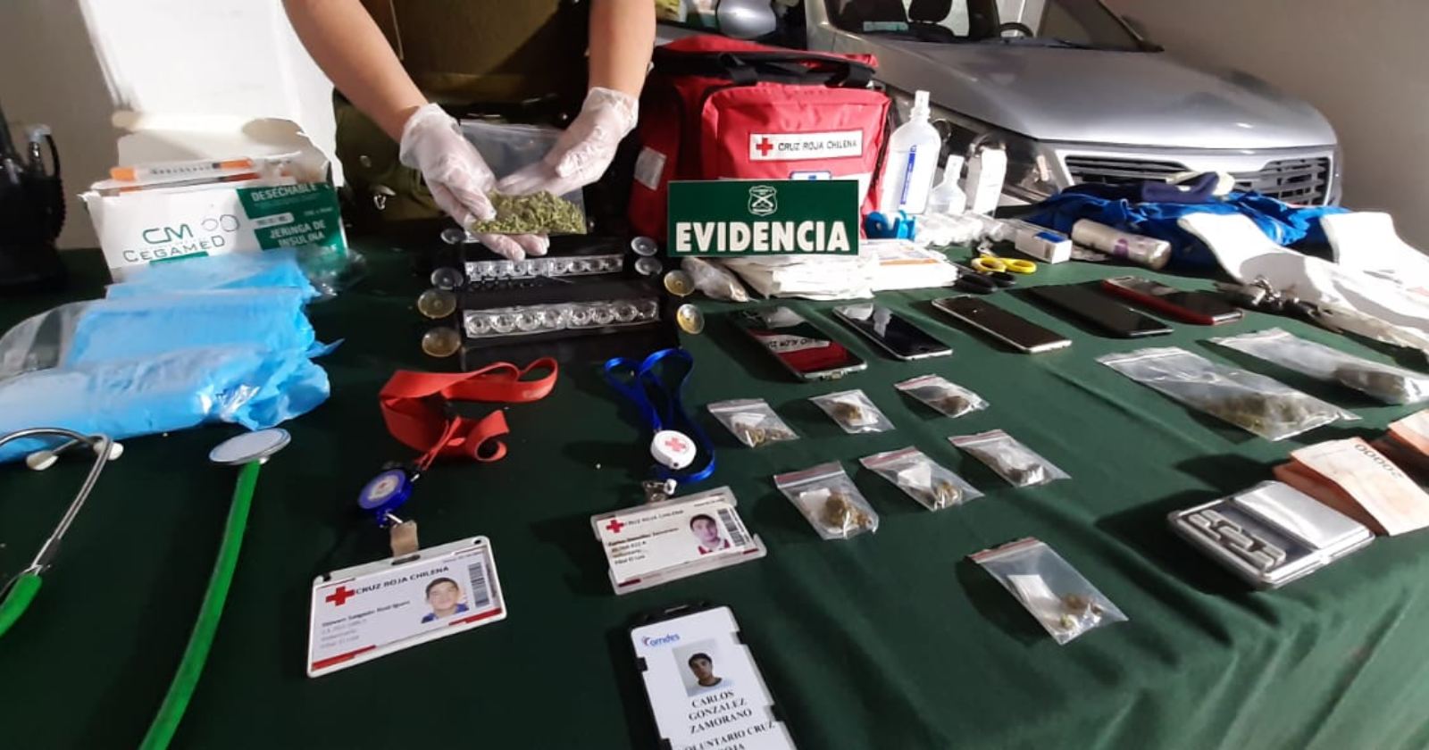 detenidos cruz roja