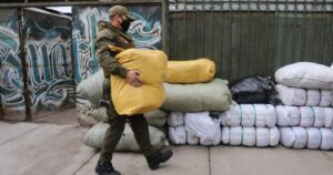 Detectaron bodega clandestina: 70 personas detenidas tras fiscalizaciones en Barrio Meiggs