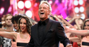 Canal 13 confirma que integrante del equipo de Bailando tiene COVID-19