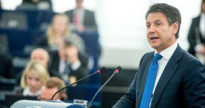 Fiscalía cita a declarar al primer ministro de Italia por el manejo de la pandemia