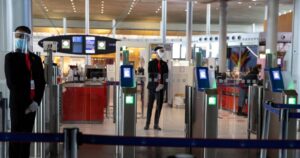 Unión Europea abre sus fronteras a 15 países