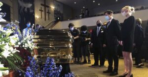 Estados Unidos despide a George Floyd: hoy comenzaron funerales que se extenderán hasta el martes