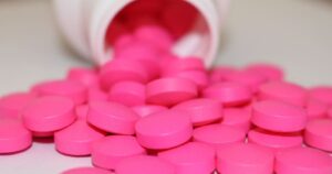 Científicos de Reino Unido probarán el ibuprofeno como tratamiento contra el coronavirus