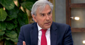 Iván Moreira dispara contra Colegio de Profesores: 