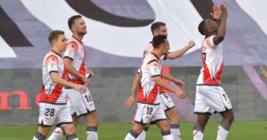 Rayo Vallecano y Albacete jugaron el primer partido oficial en España tras la pandemia