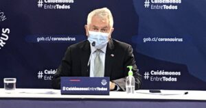 Paris asegura que RM cumple criterios para la transición y adelanta que se levantarán restricciones para adultos mayores y niños