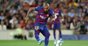 Arturo Vidal jugó los últimos minutos en la victoria del FC Barcelona sobre Espanyol