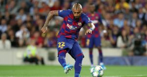 En España creen que Arturo Vidal terminará la temporada como titular fijo del FC Barcelona