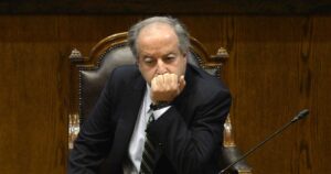 Fail de Nicolás Monckeberg: embajador confundió foto de Japón con nieve en Lonquimay