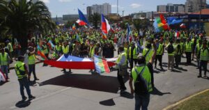 Portuarios anuncian paro para presionar por aprobación del 10% en el Senado