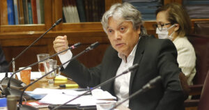 Senador Alejandro Navarro advierte: 