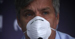 Harold Mayne-Nicholls por conflicto en Colo Colo: 