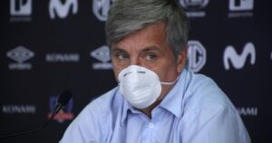 Harold Mayne-Nicholls seguirá como vicepresidente de Blanco y Negro, pero sin recibir renta