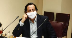 Cambio de gabinete: UDI Víctor Pérez reemplaza a Gonzalo Blumel en Interior