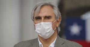 Iván Moreira renuncia como jefe de bancada de senadores UDI