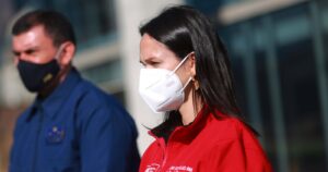 Seremi de Salud RM descarta iniciar sumario por almuerzo de Raúl Guzmán