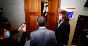 VIDEO | Gabriel Silber acusa en vivo a Briones: la tensa presencia de los ministros en la Cámara