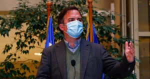 Retiro de fondos: Walker pide a 