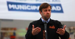 Alcalde Codina asegura que disminuyeron en un 52% los casos de COVID-19 en Puente Alto