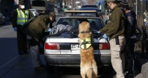 70 detenidos en una hora de fiscalizaciones en la comuna de Estación Central