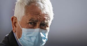 Ministro Paris por el plebiscito: 