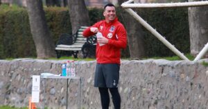 Con Esteban Paredes a la cabeza: Colo Colo regresó a las prácticas en el Monumental