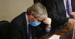 Fuego amigo en el Senado: las duras críticas de la derecha al Gobierno en el retiro de fondos